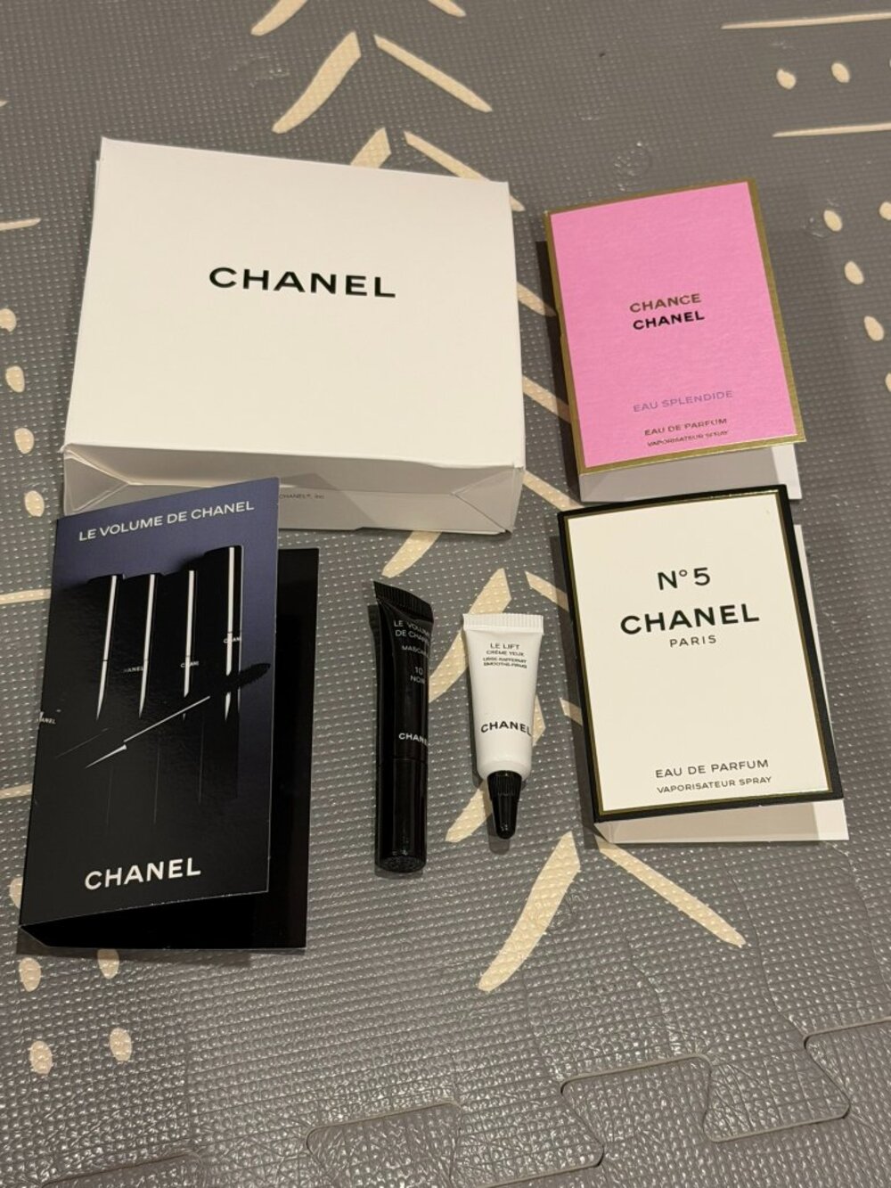 NEW. Chanel Sample. 5 piece Set.